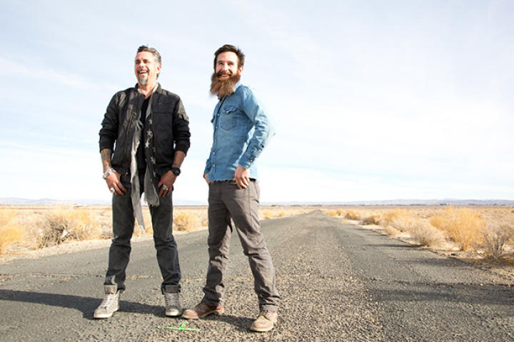 Motor mastermind Richard and mechanical prodigy Aaron are searching high and low for forgotten and neglected vintage cars to buy and restore at their Gas Monkey Garage in Dallas, Texas.
