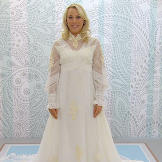 Jaime, a Baltimore Ravens cheerleader, had tried on nearly 100 gowns before appearing on the show! She wasn't a huge fan of Mom's