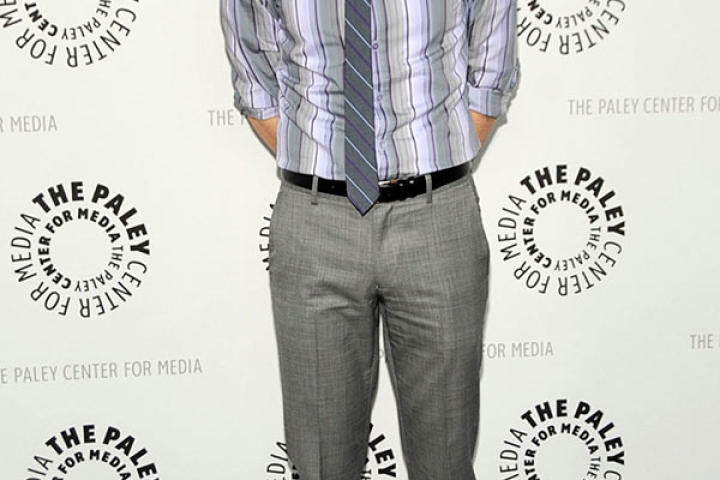 In 2009, Jim Parsons attends an event supporting the media industry.