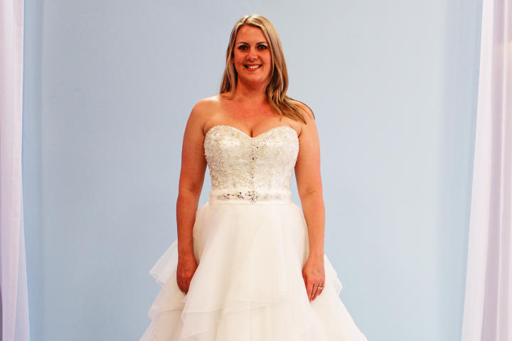 Jennipher waited 38 years to marry her perfect guy, but she waited until the last minute to find her perfect dress! The Montana bride chose this Maggie Sottero