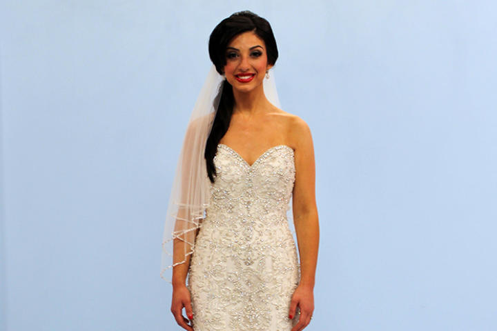 Twenty-three-year-old Nikki, who called herself a bling-loving Jersey girl, was looking for a gown dripping with crystals that would fit like a second skin. Her other option was Mom's satin mermaid gown from the '80s. Nikki's
