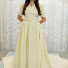 Med student Gina was ready to make a logical, informed decision about her dress. This