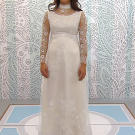 Analytical bride Jenny was after down-home elegance. She appreciated the family ties behind her handmade