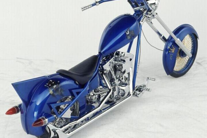 MIKEY'S BIKE (2003)