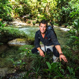 Bear journeys into the Guatemalan rainforest to revisit three jungle survival stories, including the harrowing tale of a Mexican archaeological team that was attacked by bandits, stripped of their belongings and forced to flee across a dangerous river.