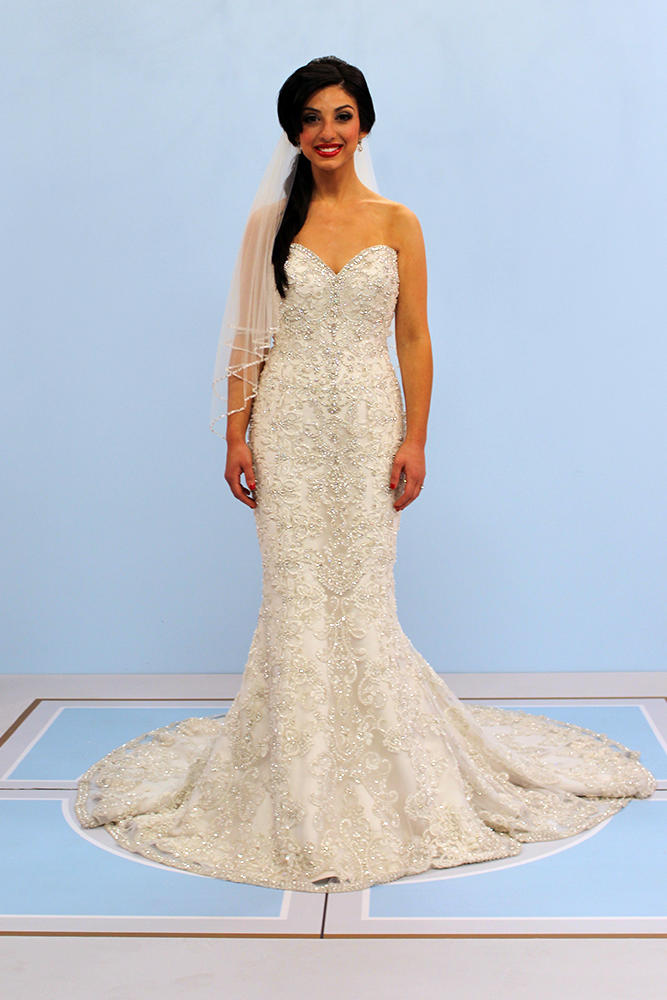 Twenty-three-year-old Nikki, who called herself a bling-loving Jersey girl, was looking for a gown dripping with crystals that would fit like a second skin. Her other option was Mom's satin mermaid gown from the '80s. Nikki's
