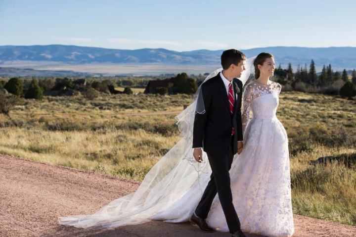 kate middleton wedding dress inspiration allison williams