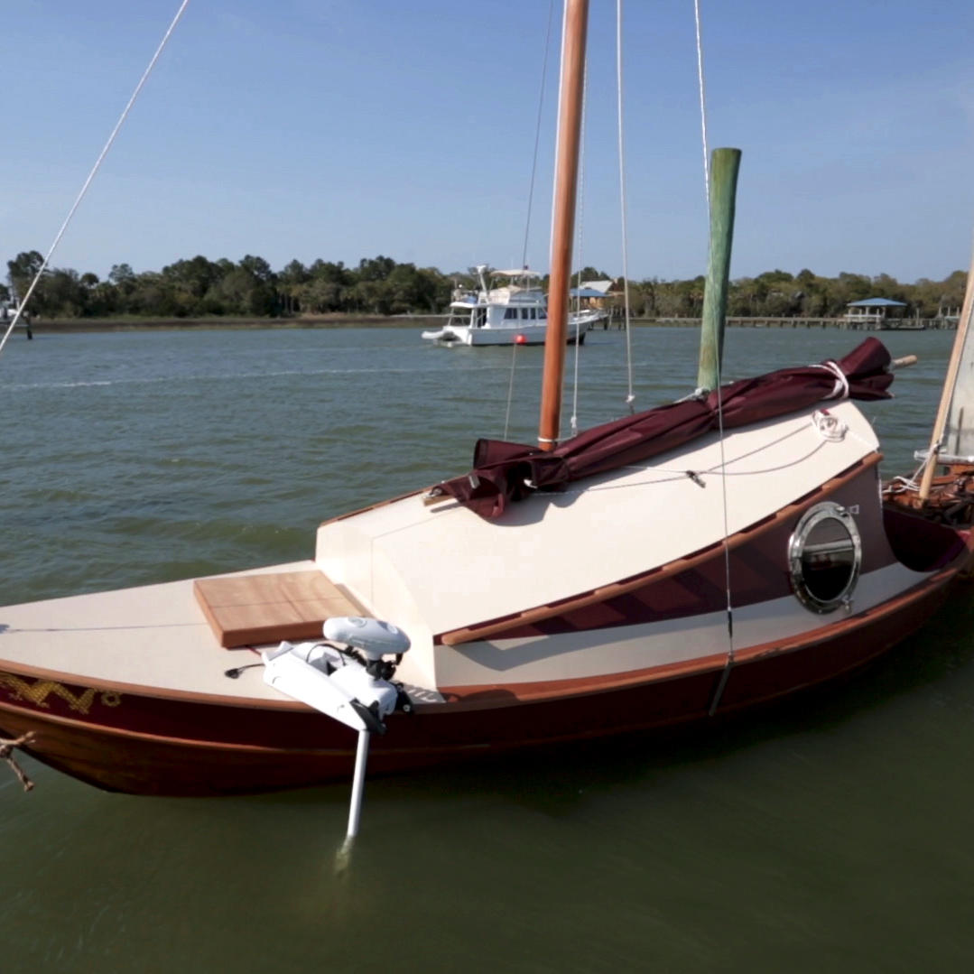 Charleston’s First Chinese Junk Rig Boat Revealed! Flipping Ships Animal