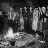 In January 1934, Roma in Middlesex, a historic English county, host a wedding.