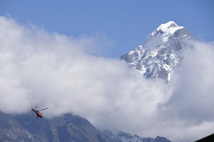 everest rescue