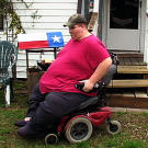 Because of his weight, Donald depends on a chair to mobilize himself.