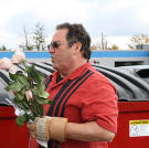 6. Bring Home Flowers For Your Wife