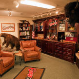 The very comfortable Gunsmoke customer lounge where you're welcome to hang out and talk about guns, freedom and just about anything else that's frontier-friendly.