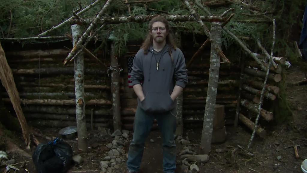 Bam Bam’s Trapper Shack Tour Alaskan Bush People Discovery
