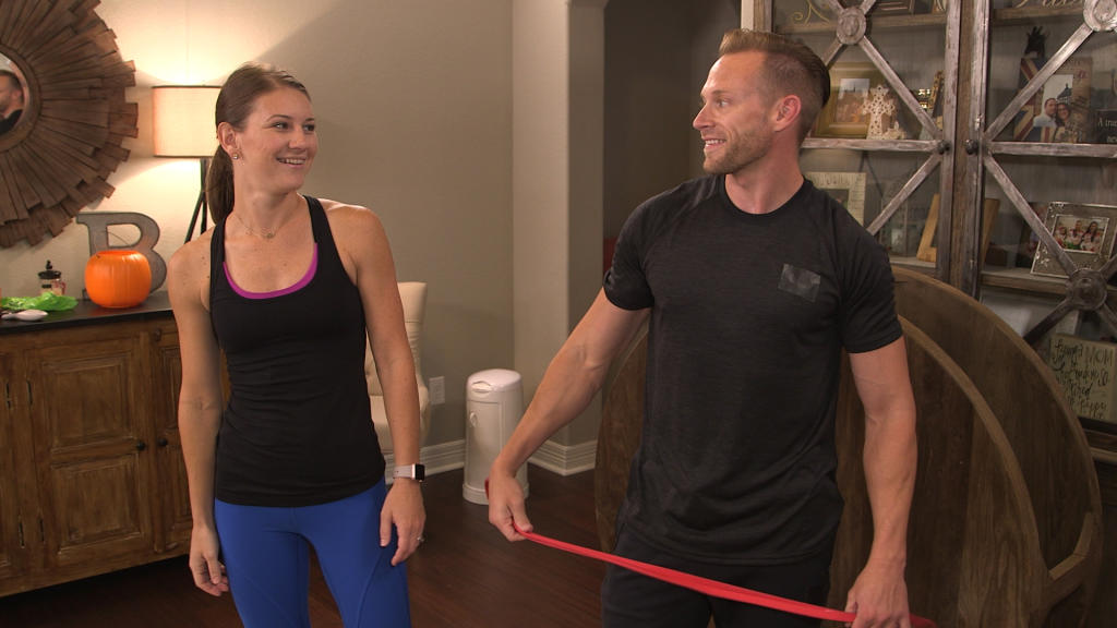 Couple Workouts With The Busbys Abs And Legs Tlcme Tlc