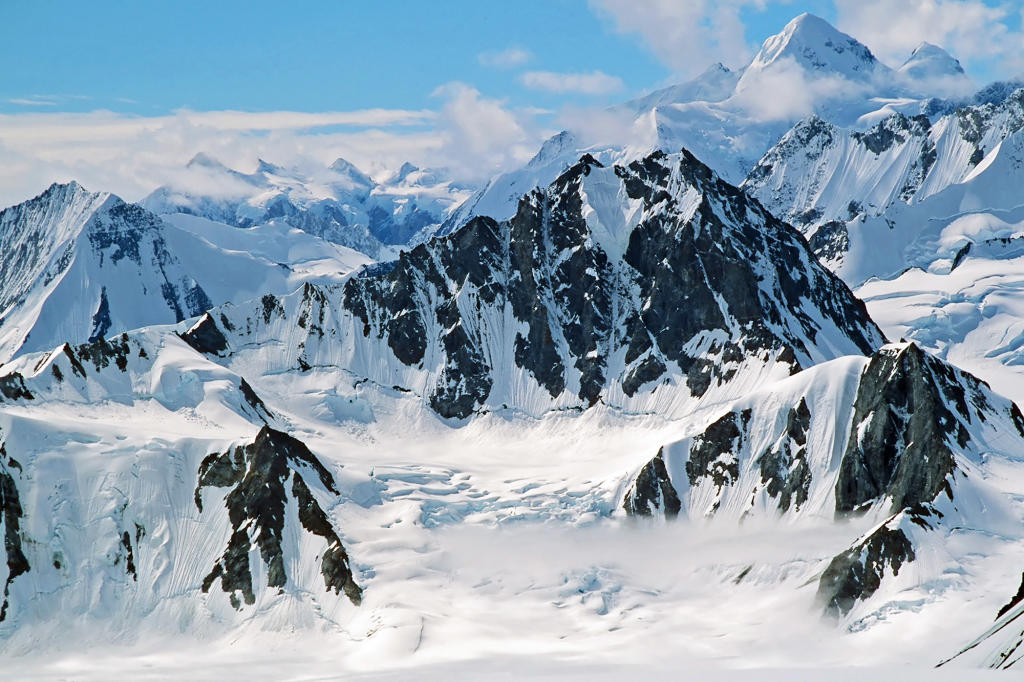 alaska-st-elias-range-travel-guide-north-america-discovery