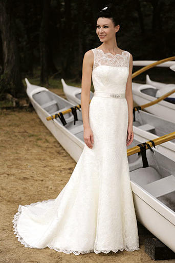 Wedding Dress With Straps Pictures Tlc A High Lace Illusion Neckline Covers The Chest And Shoulders