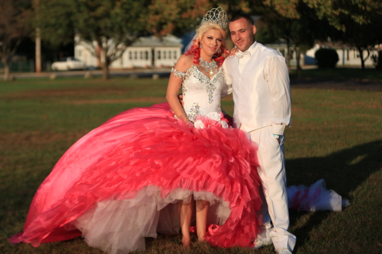 My Fat American Gypsy Wedding Amber Stefanie And Priscilla Image Credit