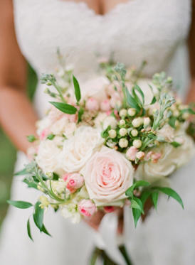 36 Breathtakingly Beautiful Ways to Add Pink to Your Wedding | TLCme | TLC