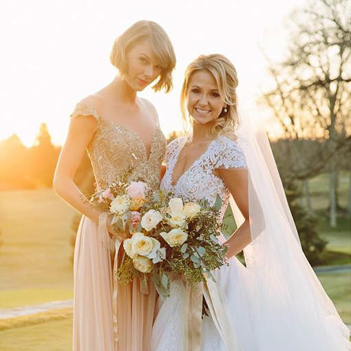 3 Ways To Be the Ultimate Maid of Honor, As Told By Taylor Swift ...