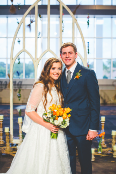 Joy and Austin Forsyth’s Wedding Photos | Counting On | TLC