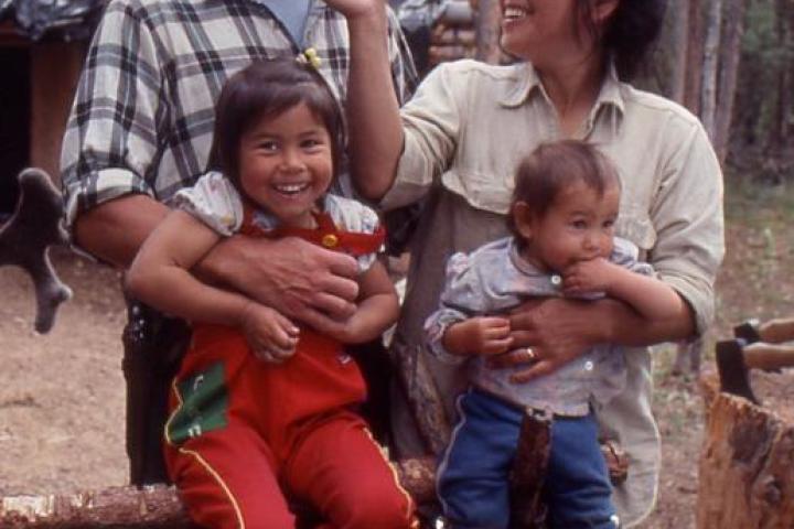 Heimo and Edna Korth’s Family Photo Album | The Last Alaskans | Discovery