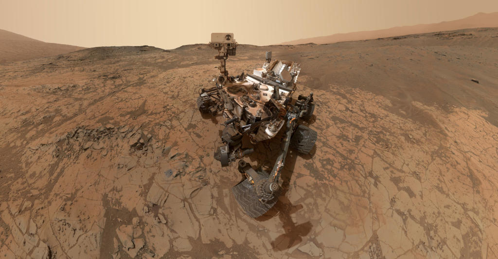 Curiosity Rover Blazes Through 10km of Martian Travel | Discovery Blog ...